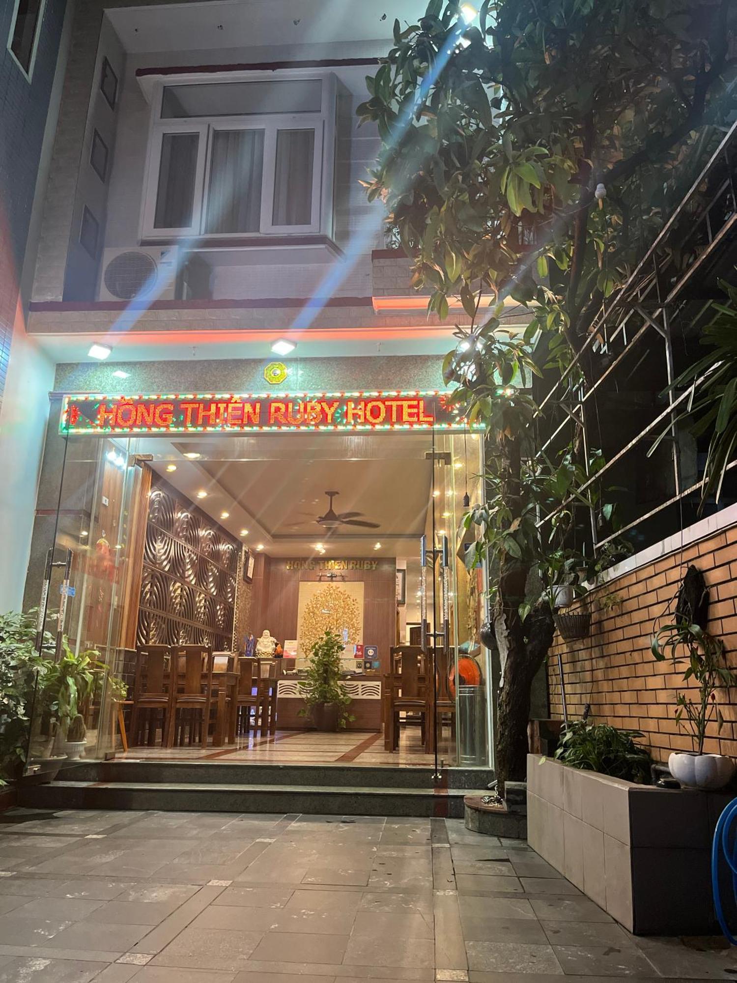 Hong Thien Ruby Hotel Huế Kültér fotó