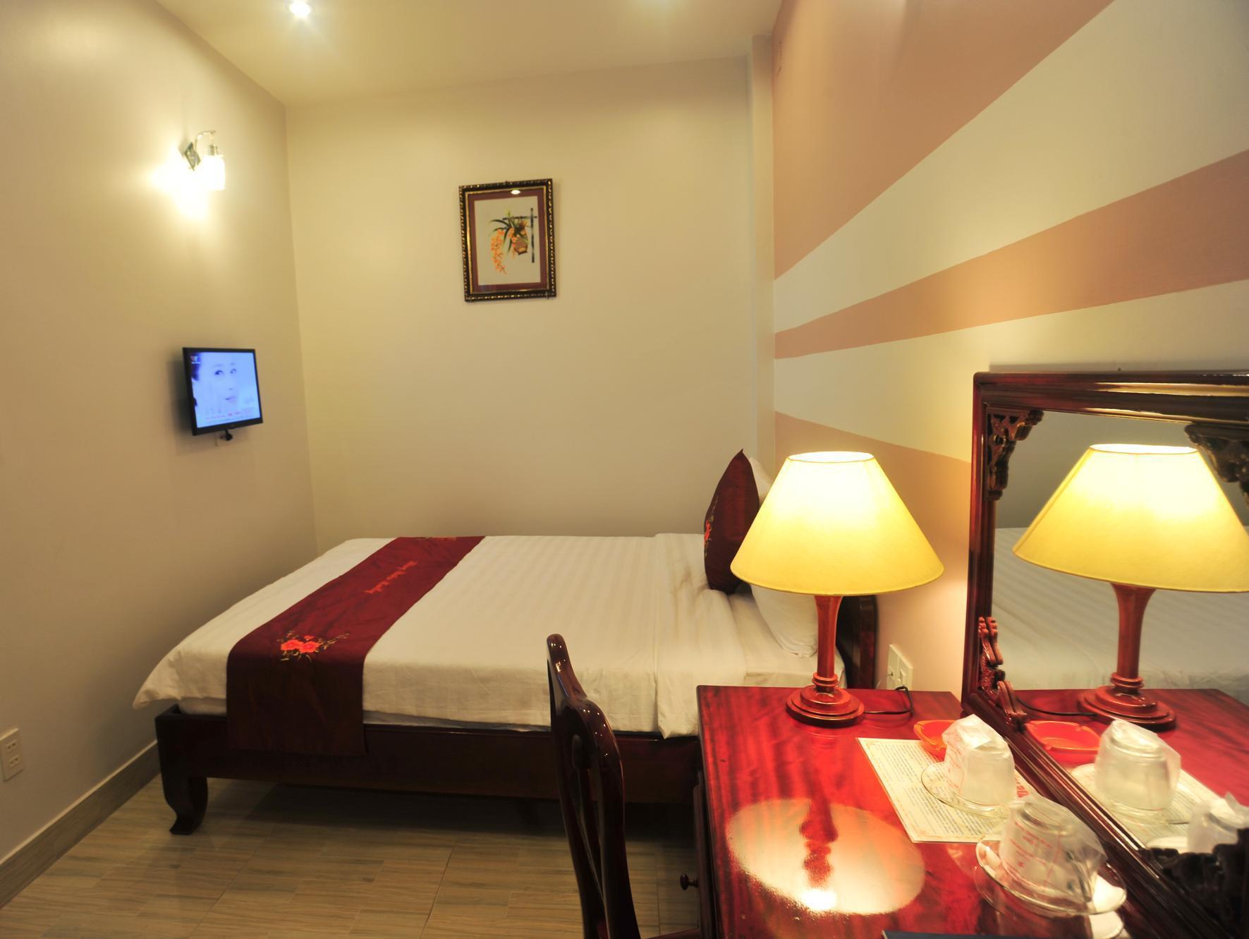 Hong Thien Ruby Hotel Huế Kültér fotó