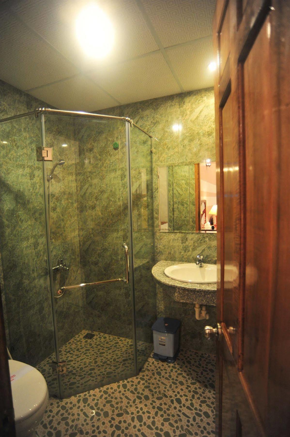 Hong Thien Ruby Hotel Huế Kültér fotó