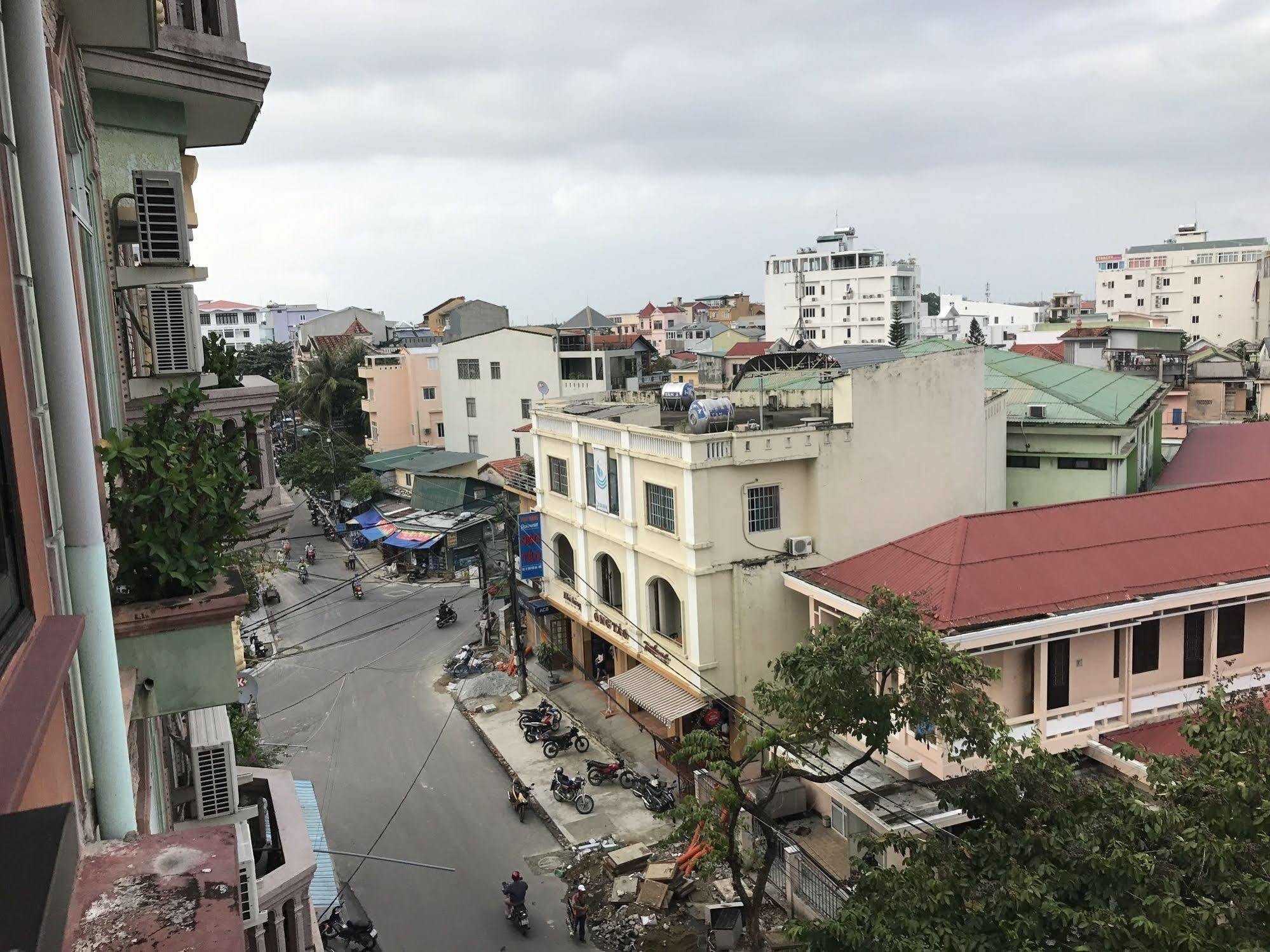 Hong Thien Ruby Hotel Huế Kültér fotó